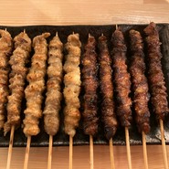 名物とりかわ白と名物とりかわ黒