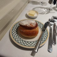 昔ながらのフランス料理 Le chat porte-Bonheur