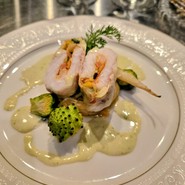 ピぺラード入り鱈のロティ