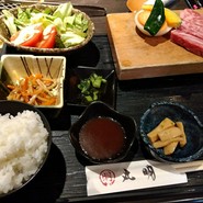 飛騨牛　焼肉・すきやき・しゃぶしゃぶ　丸明