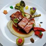 豚ロインステーキトリュフソース