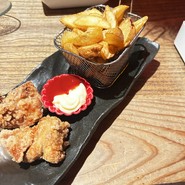 ダイニングバー青の洞窟