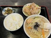チャンポンAセット（半チャンポン＋唐揚げ3個・ご飯）