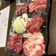 馬肉料理　左馬