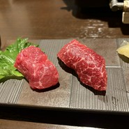 馬肉料理　左馬
