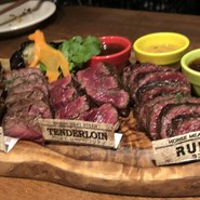 馬肉ステーキ3品