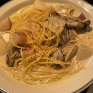 牡蠣クリームパスタ