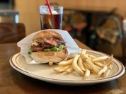 NAKAMEGURO BURGER（中目黒バーガー）