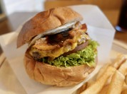 NAKAMEGURO BURGER（中目黒バーガー）