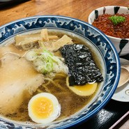 函館朝市　味の一番