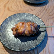 鶏　炭火　地酒　松もと