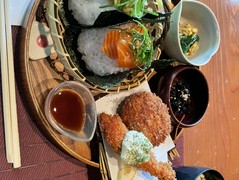 おむすびころりん
