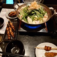 もつ鍋と焼き鳥皮