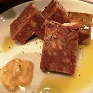 スタンド コロモ