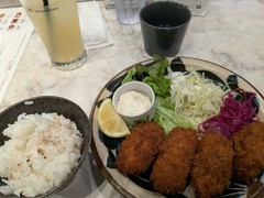 8th sea oysterbar TOKYO TORCH店
