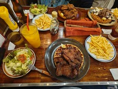 チキンワッフル
