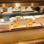 エシレ パティスリー オ ブール 東急フードショー エッジ店