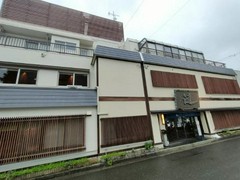漣