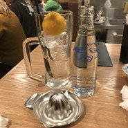 大衆酒場レインカラー