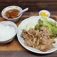 生姜焼き、半ライス