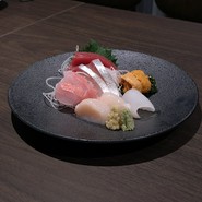 お刺身盛り合わせ