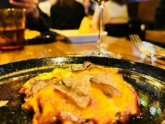和牛のボロネーゼとトリュフのグラタン
