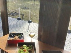 フレンチカフェ　ル・クロ　スゥ　ル　スリジェ