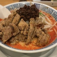 排骨担々麺（中辛）1650円！
