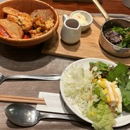 燻製 鉄板焼 クラフトビール MOKU 新橋店