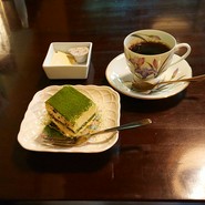 武蔵野山居コース・自家製ドルチェ（狭山抹茶のティラミス）