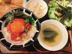 炭火焼肉KINOE
