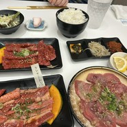 やきにく 神城