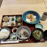 つきひ 上本町店