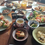 スカイラウンジ　ジーニス
