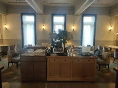 ダイニングバー&レストラン Crossfield with TERRACELOUNGE