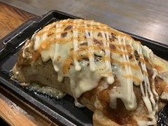 やきやき鉄板 お好み焼き きんぎょ パルティ・フジ衣山店