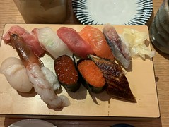 黒門さかえすし