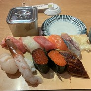 黒門さかえすし