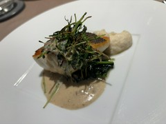 牛深産真鯛のポワレ