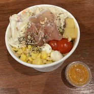 アサイーボウル専門店ヒルズボウル堀江本店