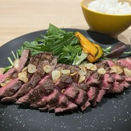 ランチメニューのステーキランチがボリューム満点
