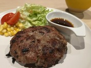 ランチメニューの和牛ハンバーグがおすすめ