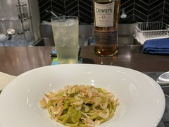 アスパラガスと桜エビのパスタ