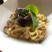 フレンチカフェ　ル・クロ　スゥ　ル　スリジェ