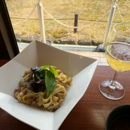 フレンチカフェ　ル・クロ　スゥ　ル　スリジェ