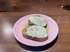 ワイン食堂トランク イタリアゴハン 小禄店