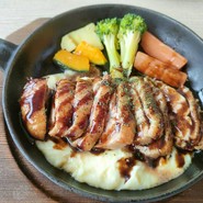IZUMI　cafe　＆bistro